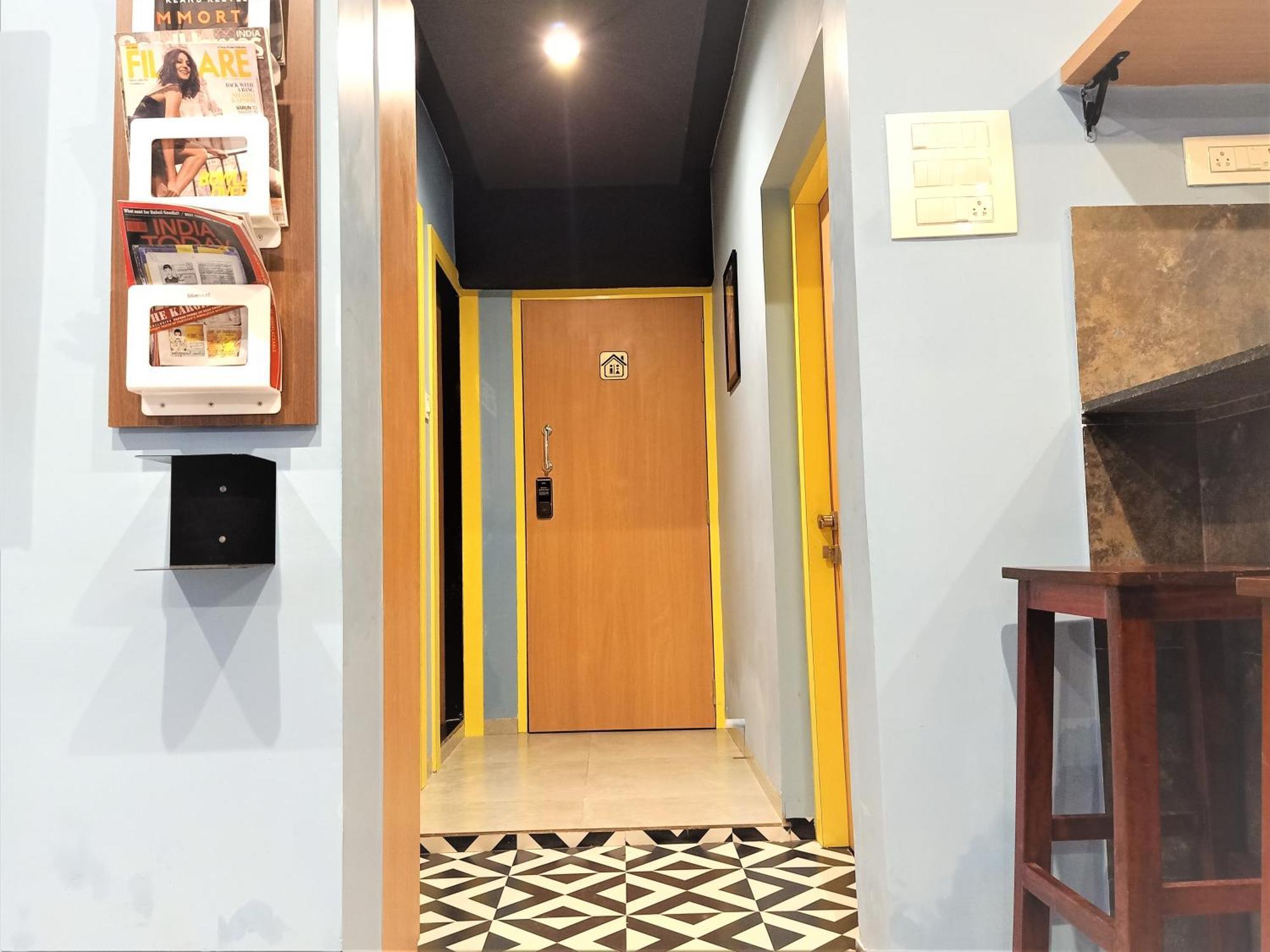 Stay Villa Hostel For Male And Female Mumbai  Buitenkant foto