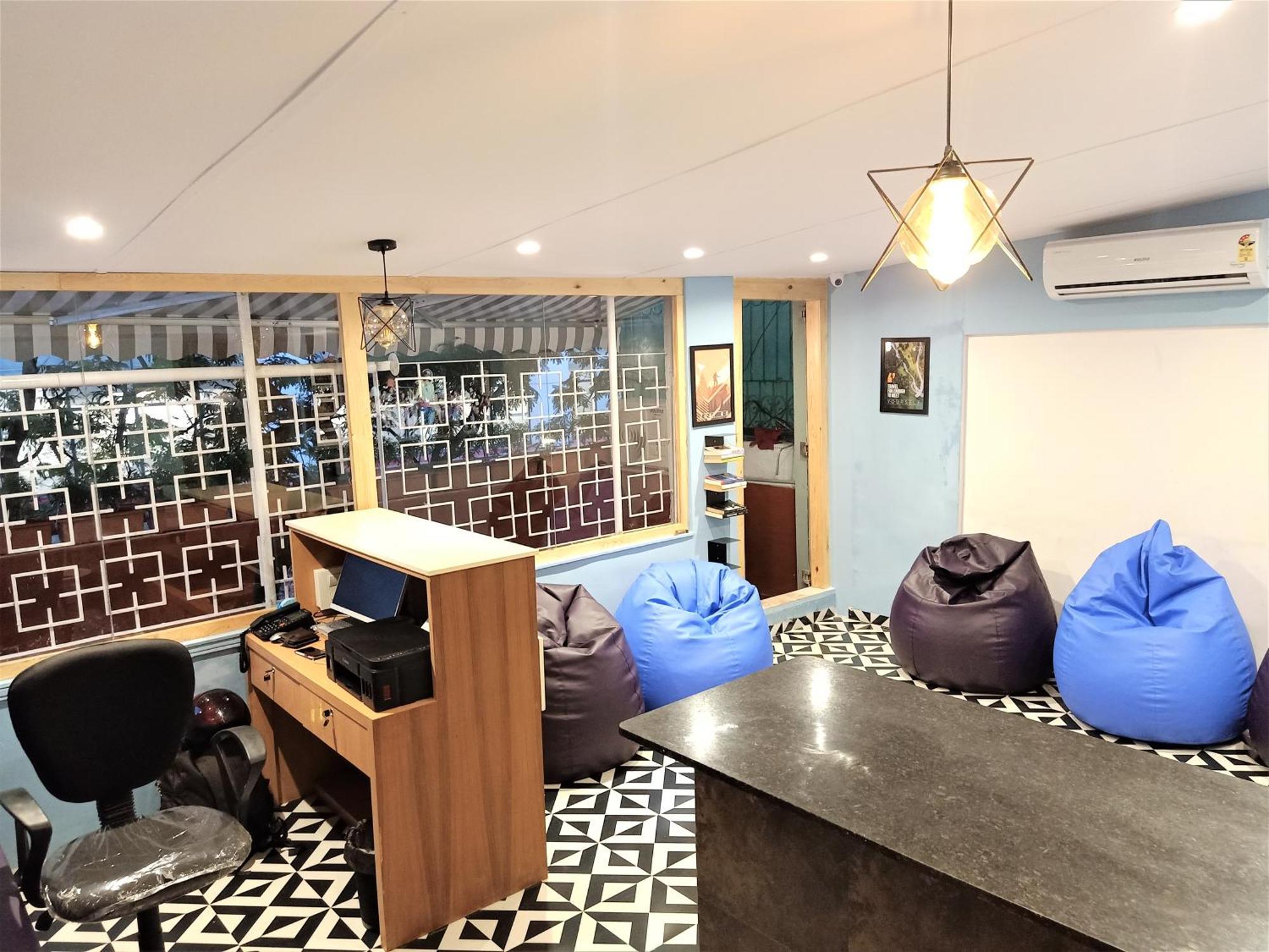 Stay Villa Hostel For Male And Female Mumbai  Buitenkant foto
