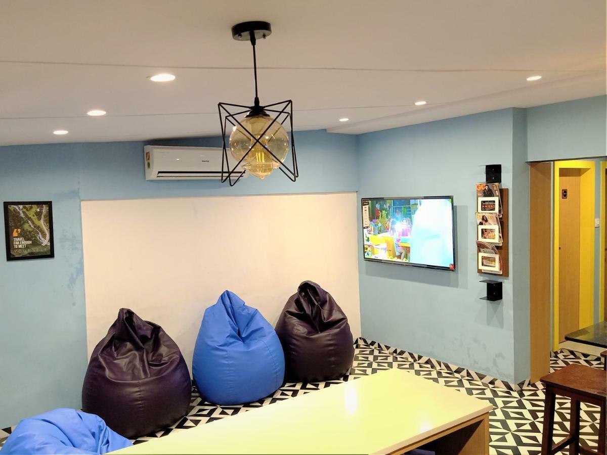 Stay Villa Hostel For Male And Female Mumbai  Buitenkant foto