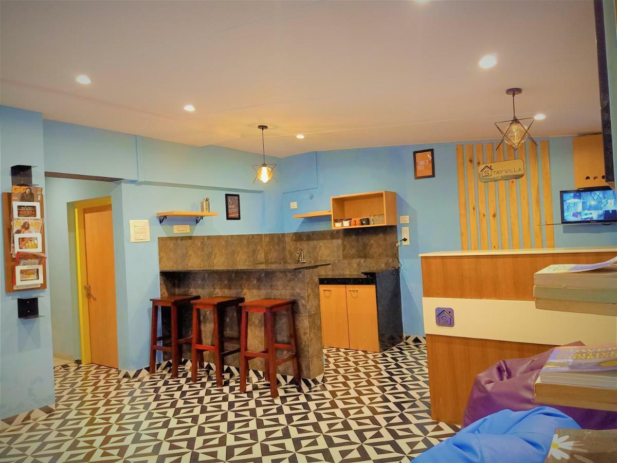 Stay Villa Hostel For Male And Female Mumbai  Buitenkant foto